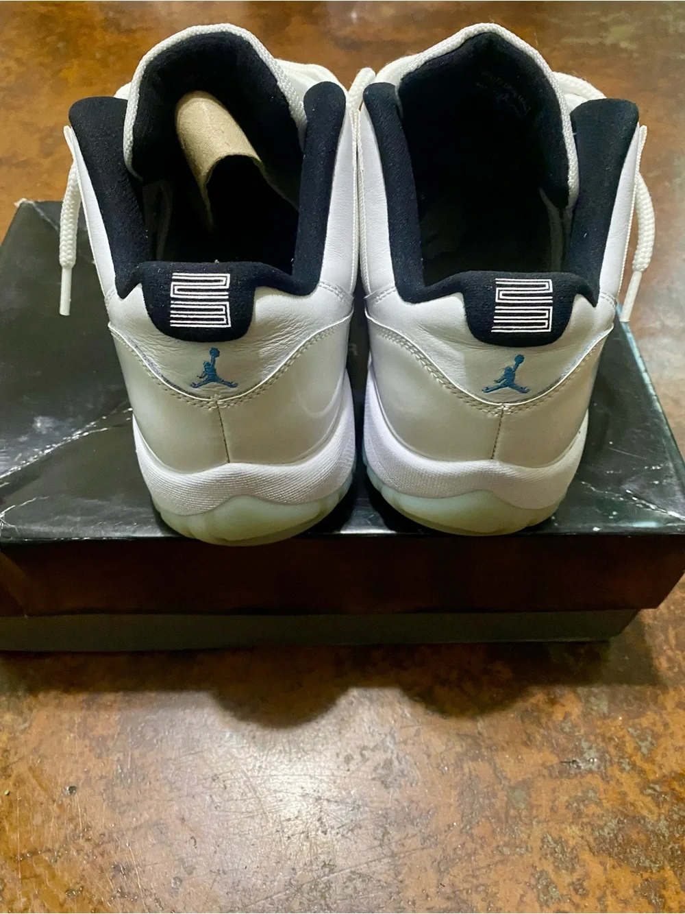 Jordan 11 low